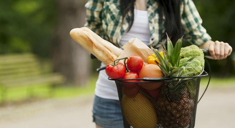 basket fruit veg