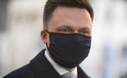 Hołownia oburzony słowami o. Rydzyka: Rozliczymy wszystkie jego biznesy