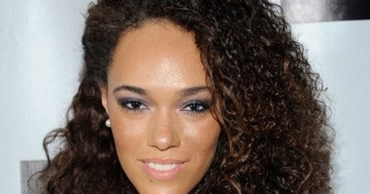 "Black Nativity" actress to play wife of Notorious BIG in Tupac's