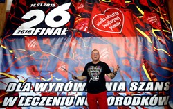 Owsiak w procesie z Pawłowicz chce się bronić Hendrixem