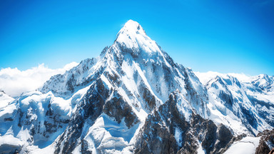 Mount Everest zmienił swoją wysokość. Ile mierzy najwyższa góra świata?