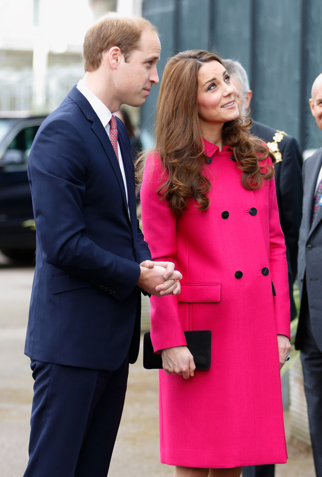 Kate Middleton i jej ciążowe stroje