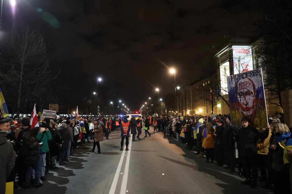 Manifestacje solidarnościowe z Ukrainą w Warszawie, 25 lutego