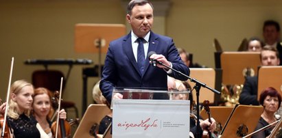 Duda miał przemawiać w Berlinie. Wtedy się zaczęło