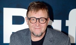 Olaf Lubaszenko kończy dziś 55 lat. Zobaczcie, jak się zmieniał ten lubiany aktor i reżyser [FOTO]