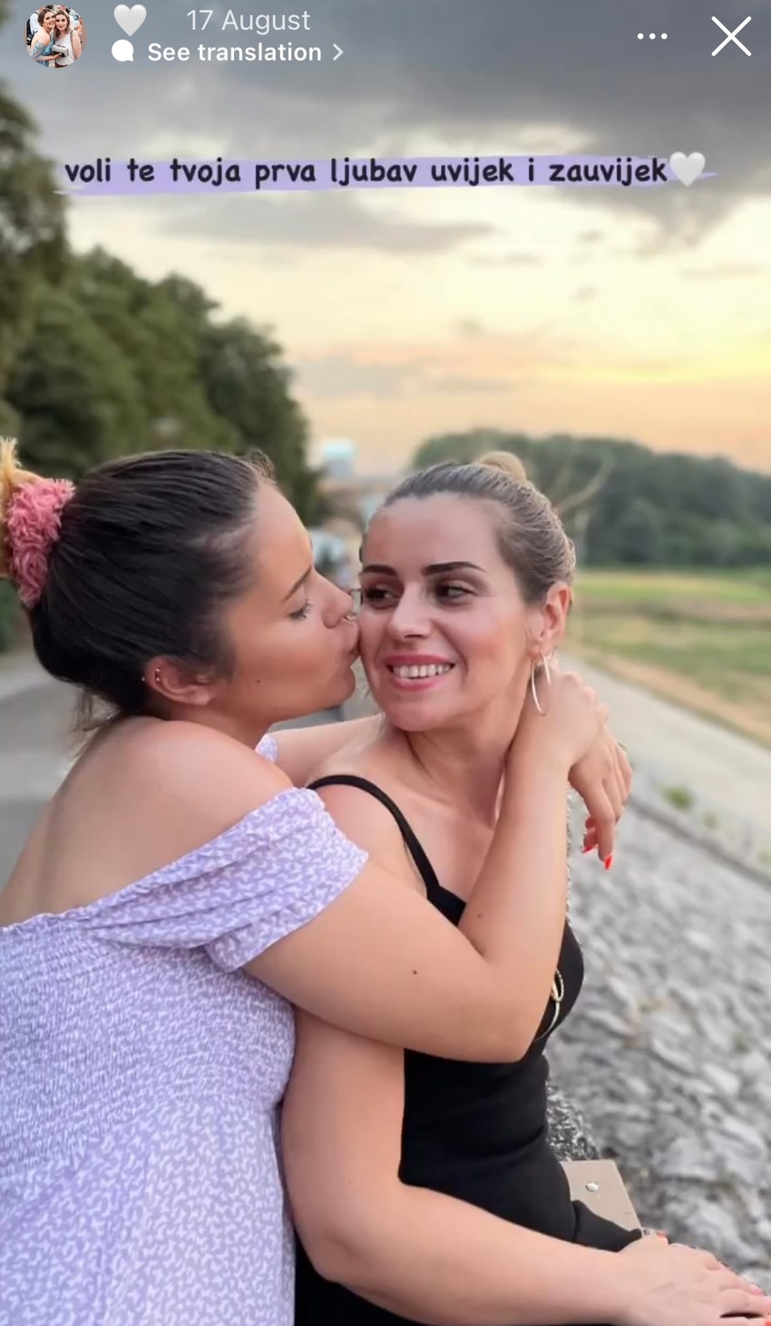 Nizama i njena sestričina 