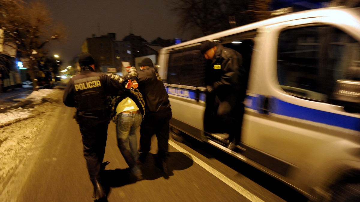 Noc sylwestrowa w kraju przebiegła bardzo spokojnie - ocenił Krzysztof Hajdas z wydziału prasowego Komendy Głównej Policji.