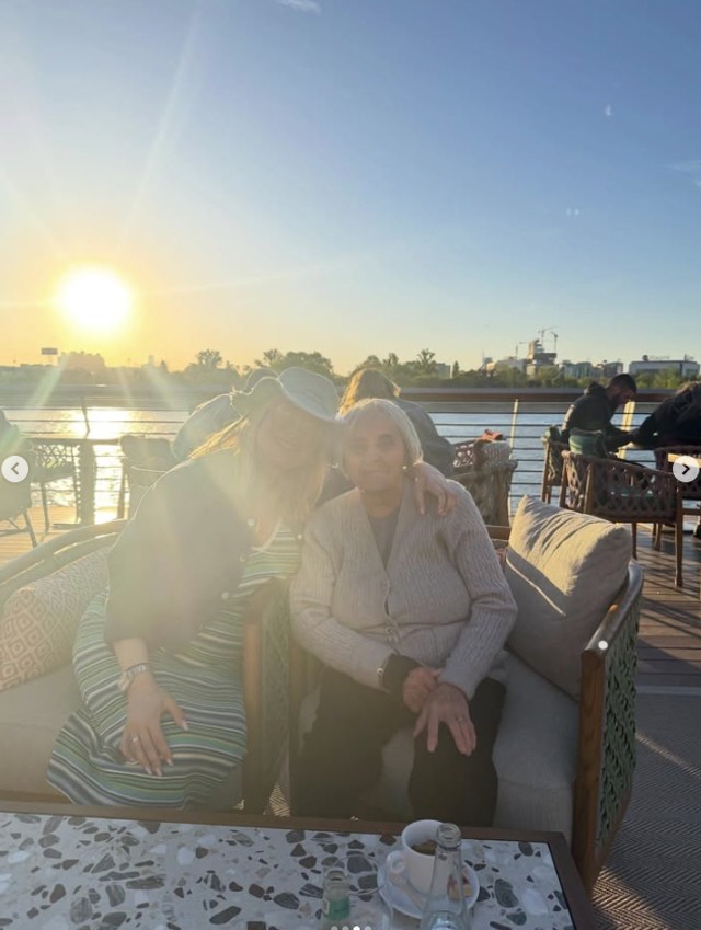 Dea Đurđević sa mamom i bakom 