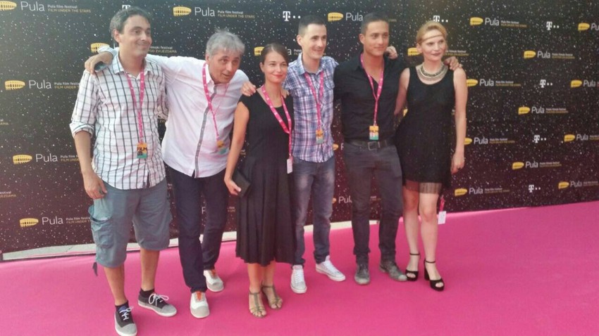 Svetska premijera i nagrada u Puli: Ekipa filma „Pored mene“