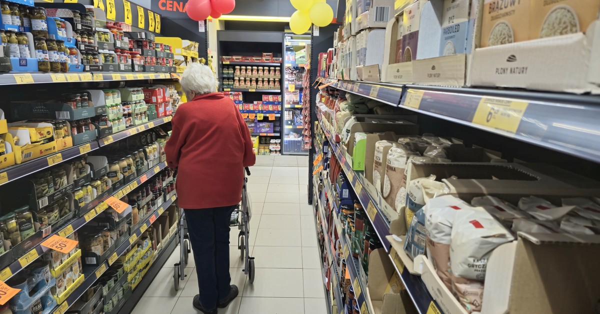 Торговое воскресенье 15.03.2026: магазины открыты 15 марта или действует запрет на торговлю. Является ли завтрашний день торговым воскресеньем?