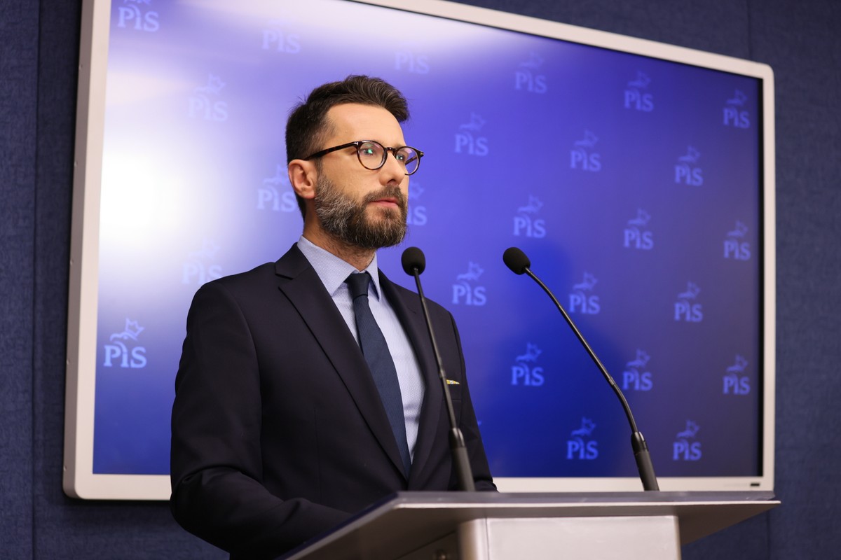 Rzecznik prasowy Prawa i Sprawiedliwości Radosław Fogiel