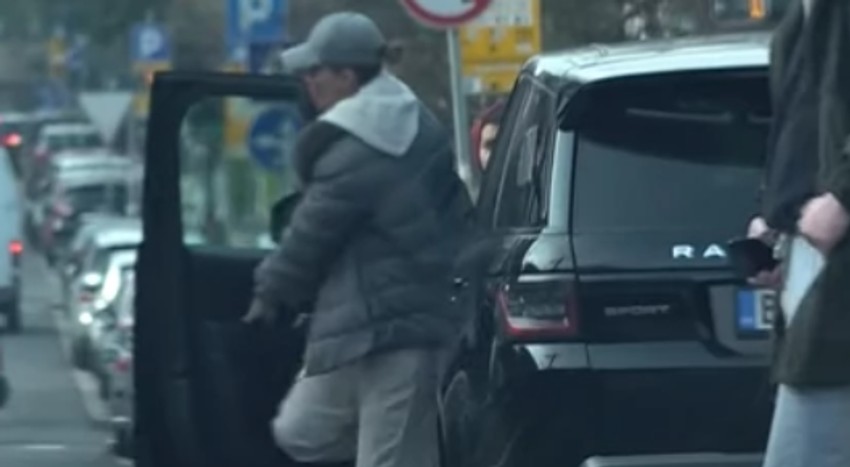 Melina Džinović ide kod frizera