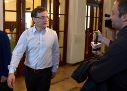 Czy prawica się zjednoczy? Ziobro gotów zrezygnować z miejsca w Sejmie, ale chce porozumienia na piśmie