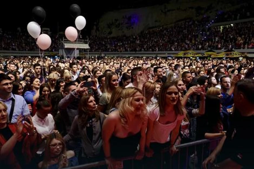 Koncert Dženana Lončarevića na Tašu