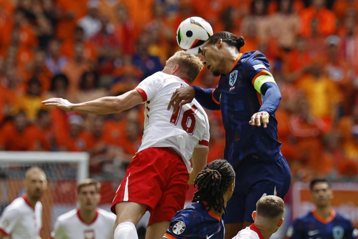 Adam Buksa i Virgil van Dijk