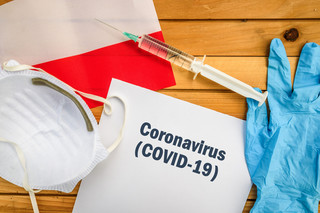 Bilans COVID-19 w Polsce w poniedziałek: 306 nowych zakażeń i 20 zgonów