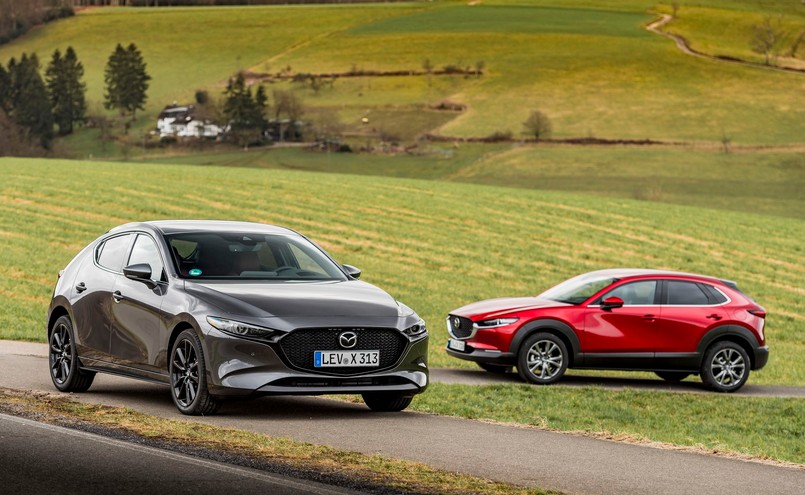 Mazda 3 i Mazda CX-30
