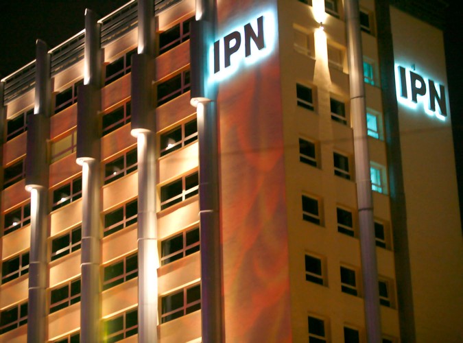 Działacze lewicy podpalili IPN, ale dymu nie było