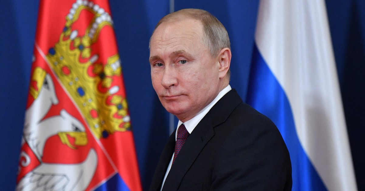 88 Tage habe er während des Krieges im Untergrund verbracht, erzählen seine Kameraden mit russischer Unterstützung