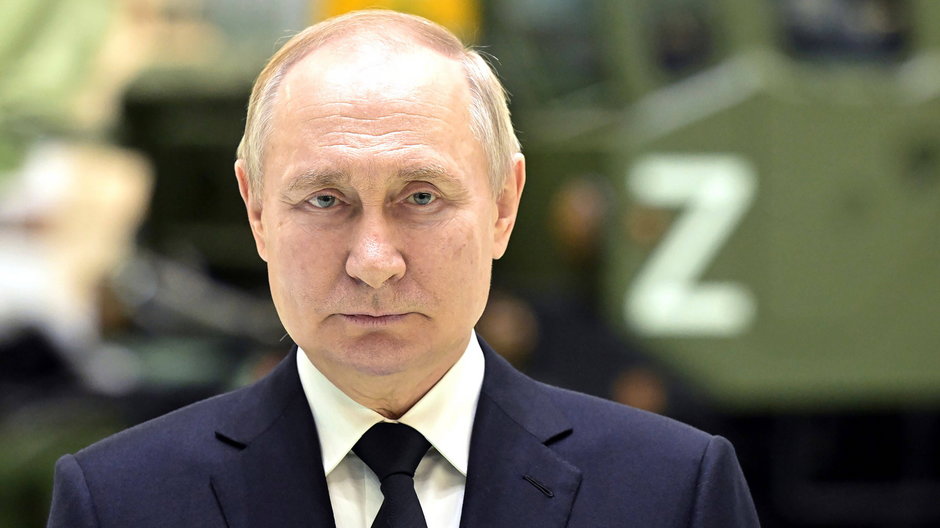 Mówi się, że Putin wierzy w magię dat i w ogóle skłania się ku zabobonom i spiskowym teoriom.