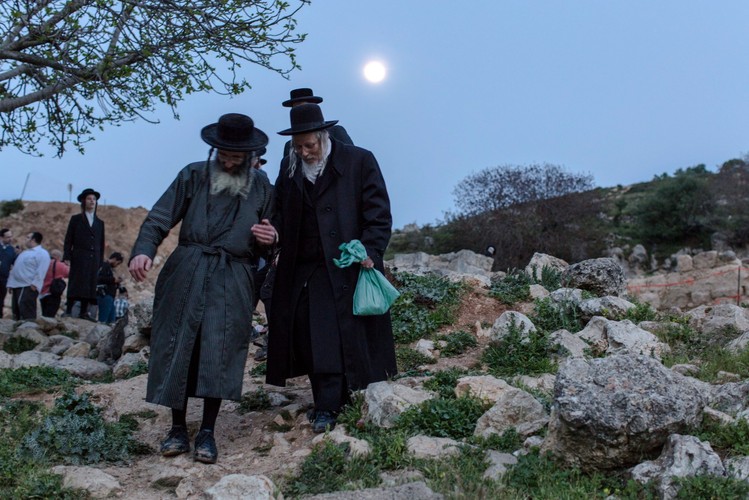 Ortodoksyjni Żydzi przygotowują się do Paschy. FOTOREPORTAŻ