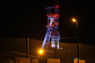 Wstrząs w kopalni Knurów. Trwa akcja ratownicza