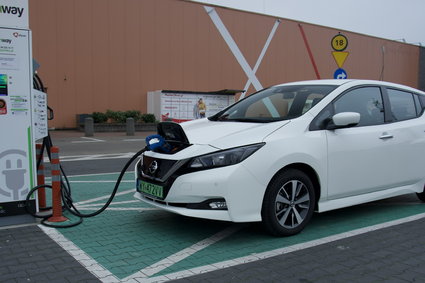 Jeździłem elektrycznym Nissanem Leafem. Zrozumiałem, dlaczego rządowy program zachęt nie zadziałał