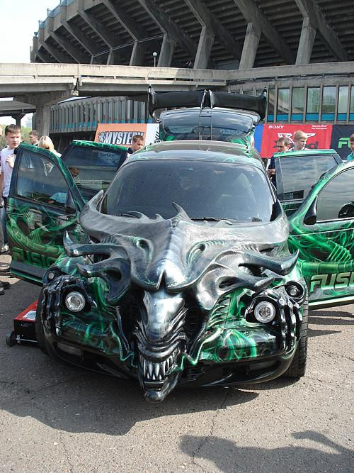 Chrysler PT Criuser Alien - potwór z Rosji