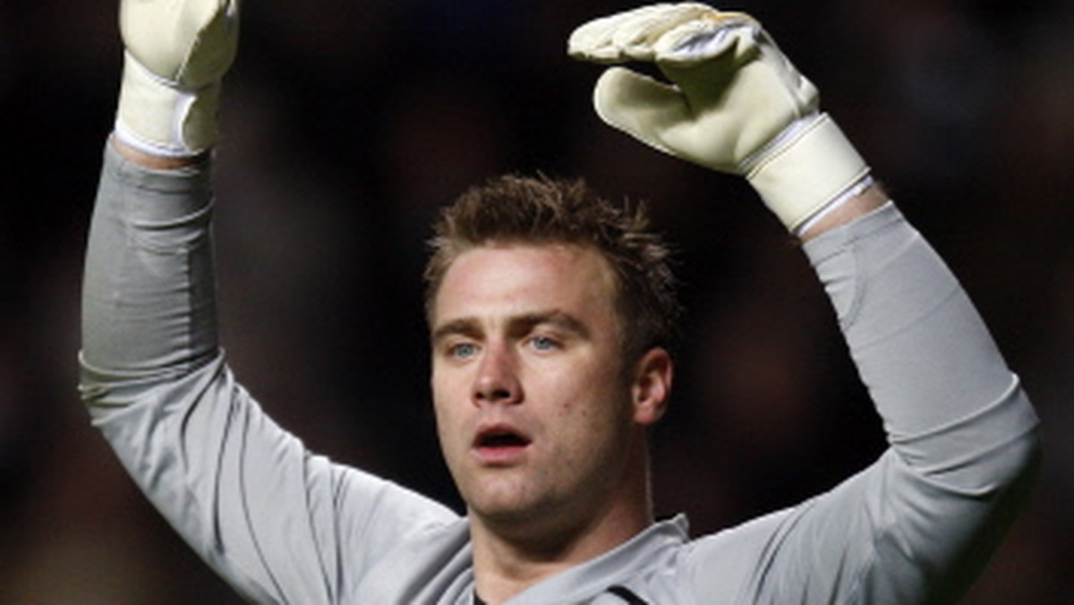 Artur Boruc nie znalazł się w kadrze reprezentacji Polski i nie wystąpił w żadnym meczu na Euro 2012. Franciszek Smuda nie chciał go widzieć w drużynie, było to spowodowane prywatnymi niesnaskami pomiędzy mężczyznami...