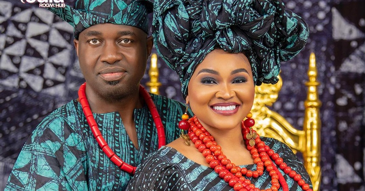 Mercy Aigbe hailed as she visits husband, Kazim Adeoti's community - Vimarsana News