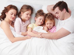 Nawet nie wiesz, że nie śpisz, paraliż przysenny i 8 innych ciekawostek na temat snu, które warto poznać