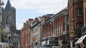 Oto najbardziej bezpieczne regiony na świecie w razie wojny. Podali listę państw