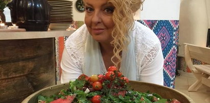 Letnia sałatka bałkańska z arbuzem i serem feta