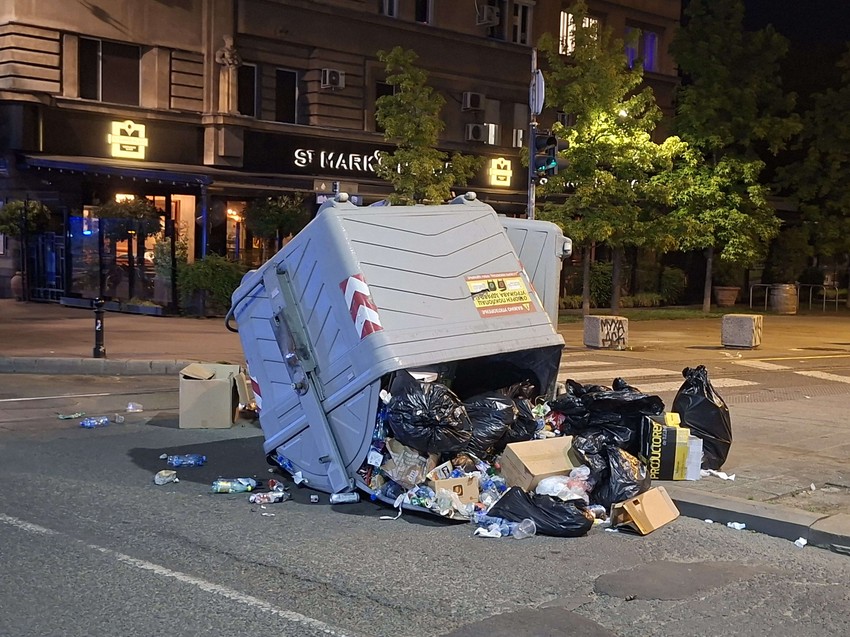 ulice posle protesta