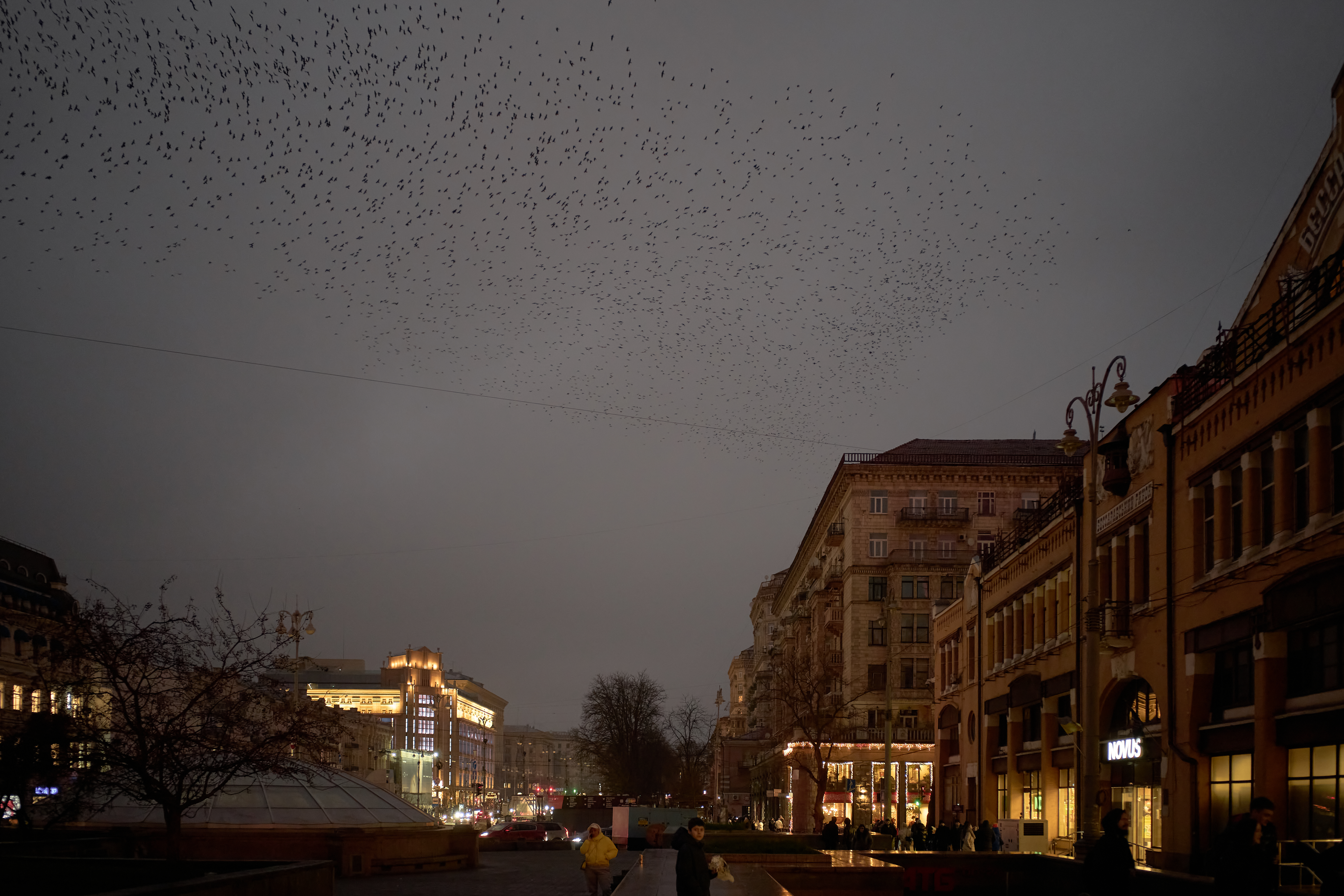 Des frappes russes privent plus d'un million de foyers d'électricité à Kiev