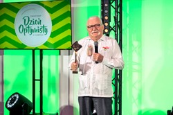 Lech Wałęsa nie jest zadowolony ze swojej emerytury. Wiadomo, ile na konto przelewa mu ZUS