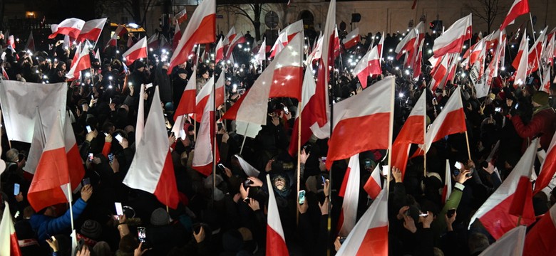 Szedłem w marszu PiS. Zaskakujące reakcje na decyzję Andrzeja Dudy