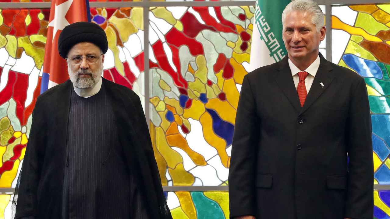 Iran zacieśnia relację z Kubą. Chce 