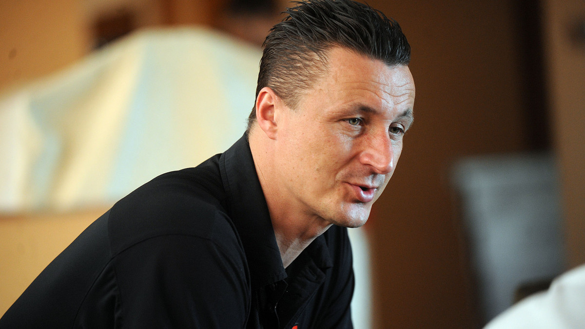 Jagiellonia Białystok poinformowała o przedłużeniu współpracy z duetem trenerskim Tomasz Hajto - Dariusz Dźwigała - czytamy na oficjalnej stronie klubu.