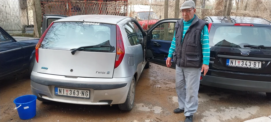 Kosta Matev iz Niša kome je poplavljen "punto"