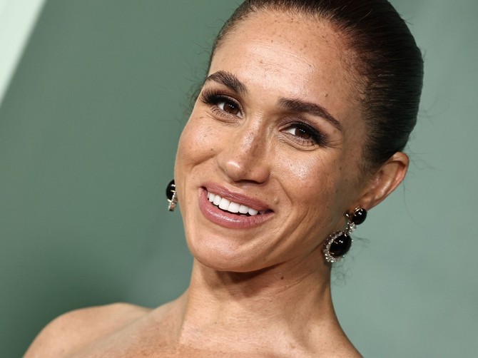 Megan Markl obukla haljinu u najpopularnijoj boji koju obožava i Kejt Midlton