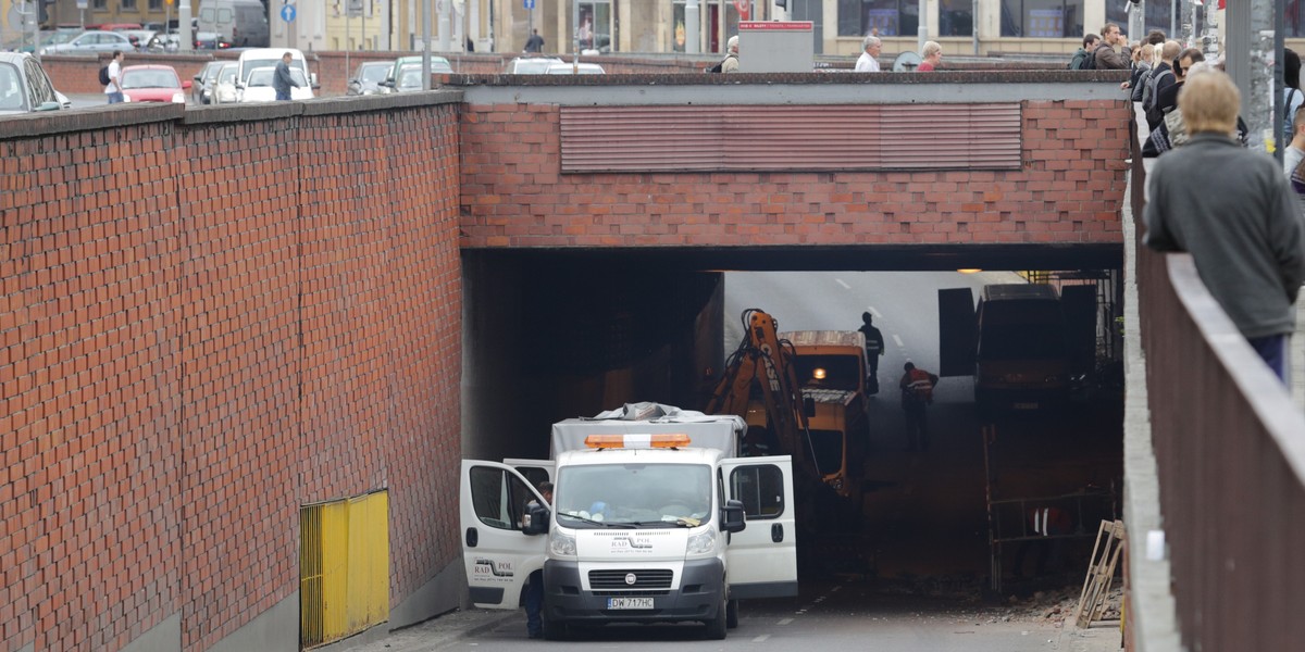 Zamknęli tunel pod pl. Dominikańskim