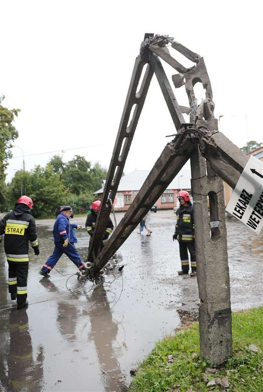 Uwaga na nawałnice! Konar zabił 30-latka!