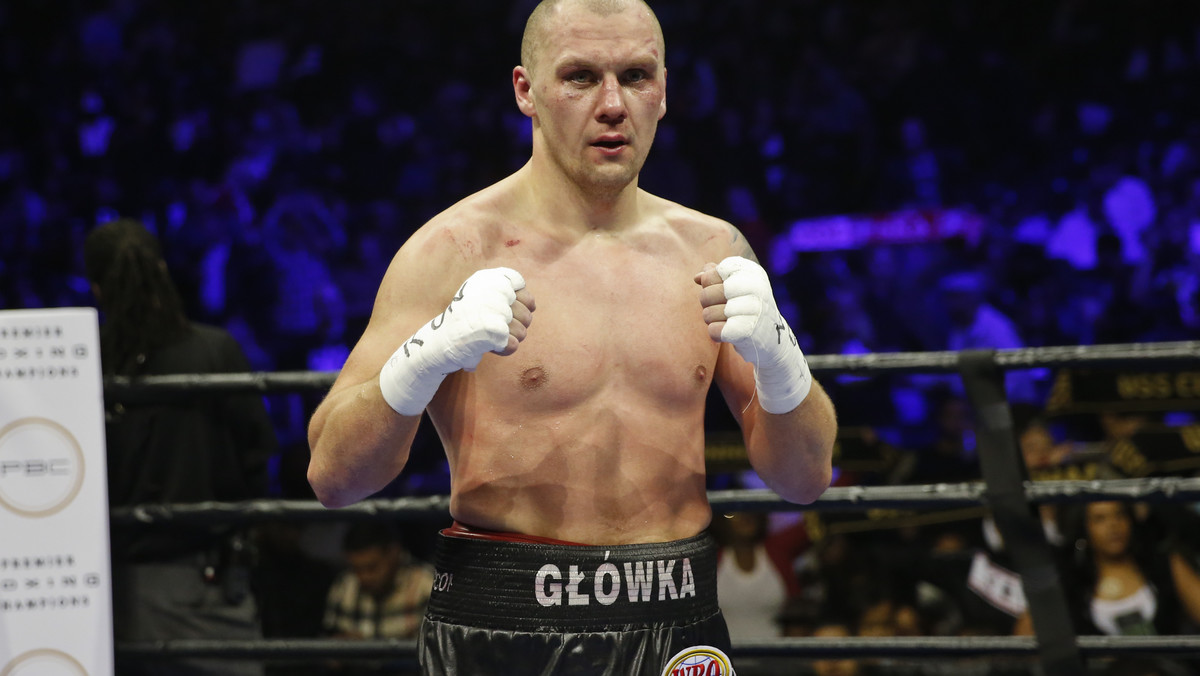 17 września na gali Polsat Boxing Night Krzysztof Głowacki (26-0, 16 KO) w swojej drugiej obronie pasa WBO wagi junior ciężkiej zmierzy się z niepokonanym Oleksandrem Usykiem (9-0, 9 KO). Ukrainiec jako zawodowiec stoczył zaledwie dziewięć walk, jednak zdaniem polskiego mistrza jego dokonania z ringów amatorskich, których uwieńczeniem był złoty medal olimpijski, każą myśleć o nim jako o bardzo groźnym rywalu.