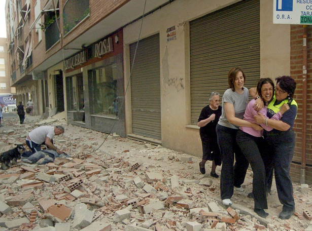 W Hiszpanii ziemia wciąż się trzęsie. Ponad 20 wstrząsów wtórnych
