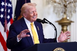 Donald Trump zaprasza do Rady Pokoju. Polacy mówią "nie"