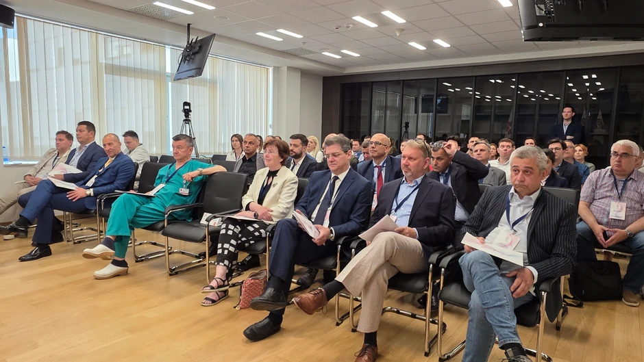 Institut "Dedinje" u centru pažnje svetskih stručnjaka vaskularne hirurgije 