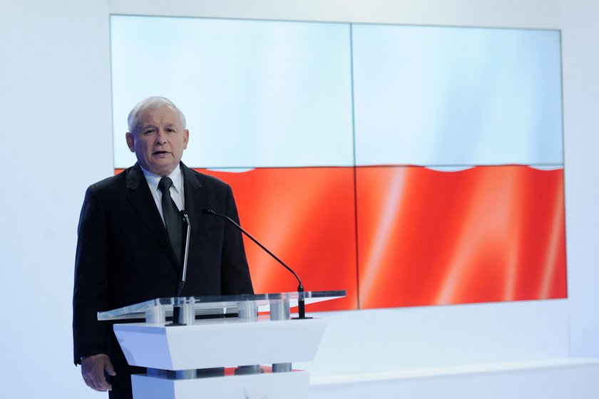 Jarosław Kaczyński obiecuje bilion złotych 