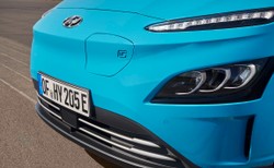 Nowy Hyundai Kona Electric ujawniony. Koreańczycy zmienili nie tylko styl
