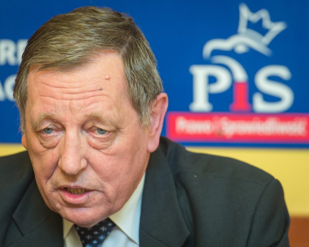 Jan Szyszko (PiS) -  70 lat